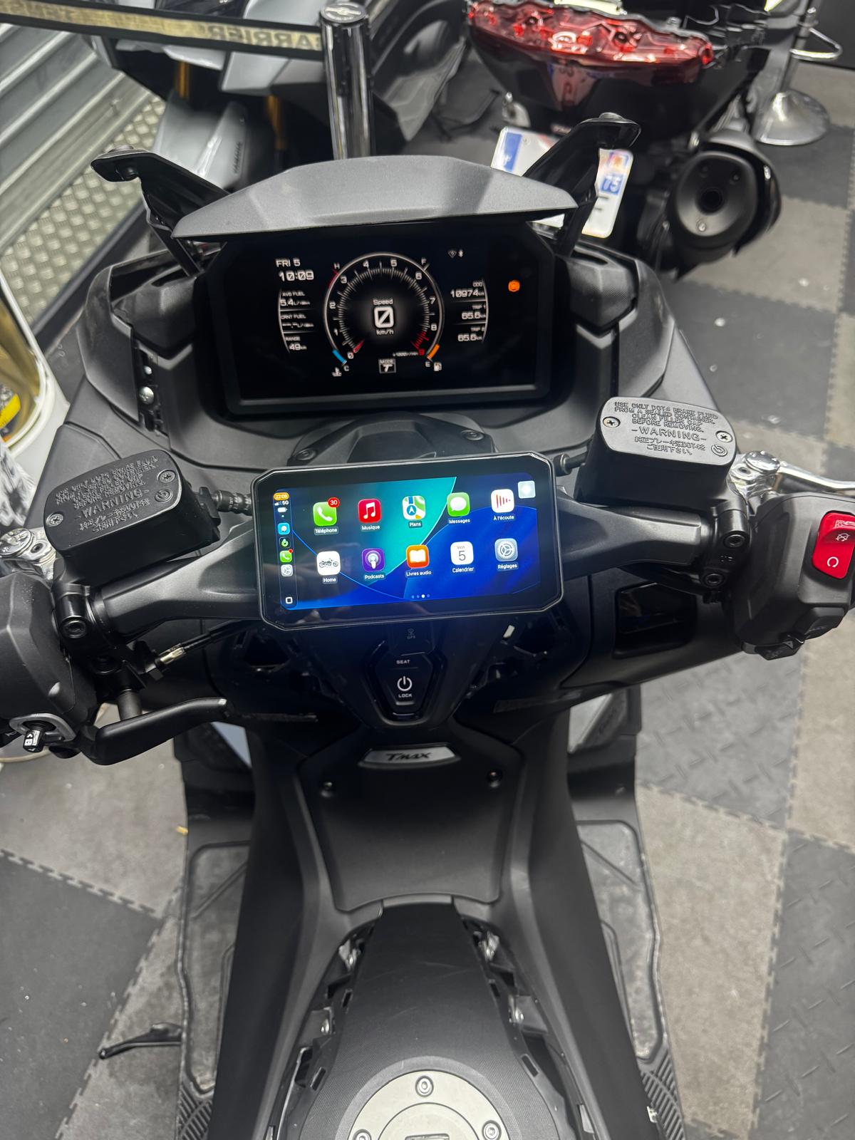 Écran Edge 6.3 pouces CarPlay Android Auto
